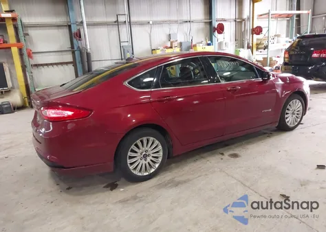 2013 Ford Fusion Hybrid Se из США, поврежденный, VIN 3FA6P0LU8DR359113